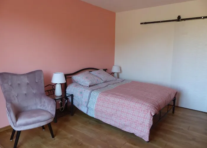 Au Clair De Loup 3* Saint-Loup (Tarn-et-Garonne)