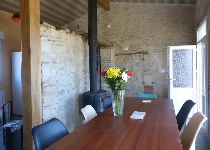 Au Clair De Loup 3* Saint-Loup (Tarn-et-Garonne)