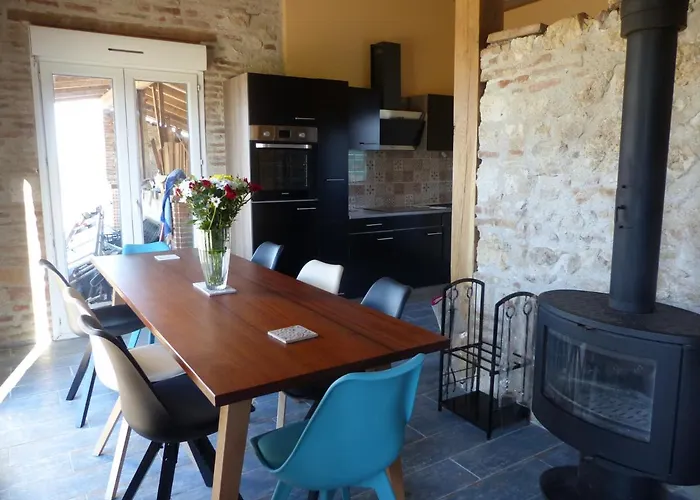 Au Clair De Loup 3* Saint-Loup (Tarn-et-Garonne)