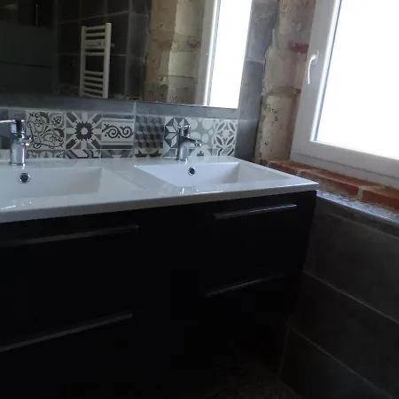 Au Clair De Loup ベッド・アンド・ブレックファスト 3*