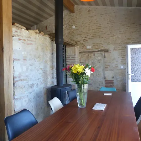 Au Clair De Loup 3* Saint-Loup (Tarn-et-Garonne)